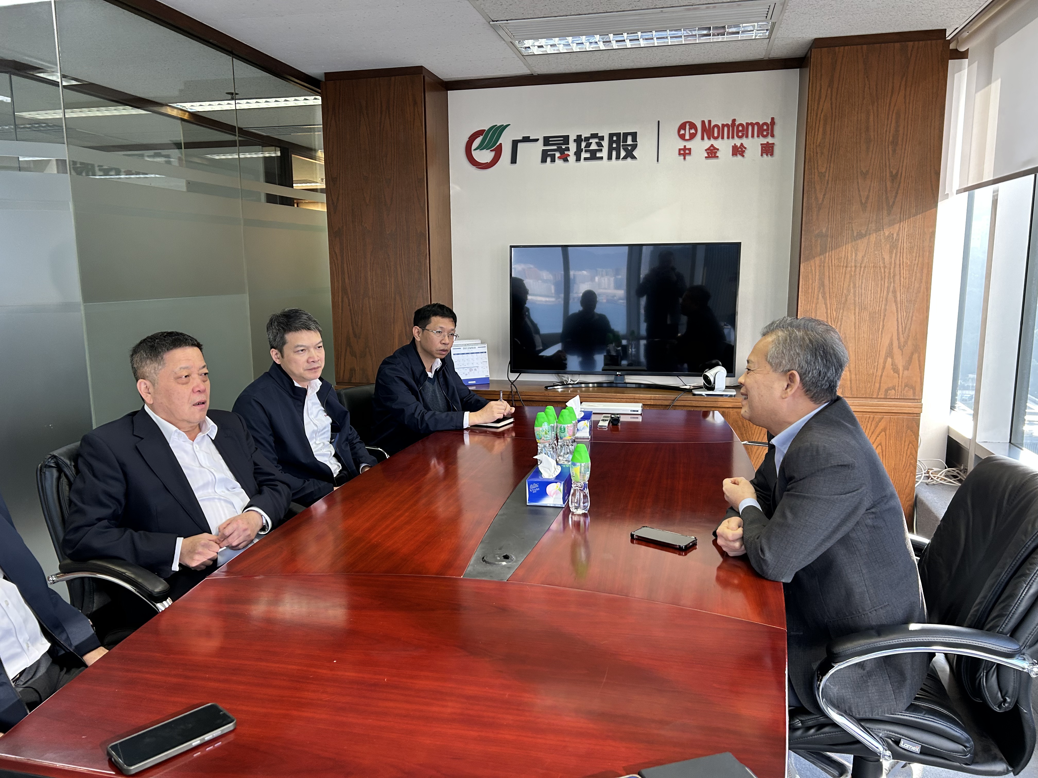 会谈现场.jpg 会谈现场.jpg
